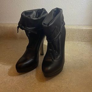Boutique 9 Heeled Leather Booties